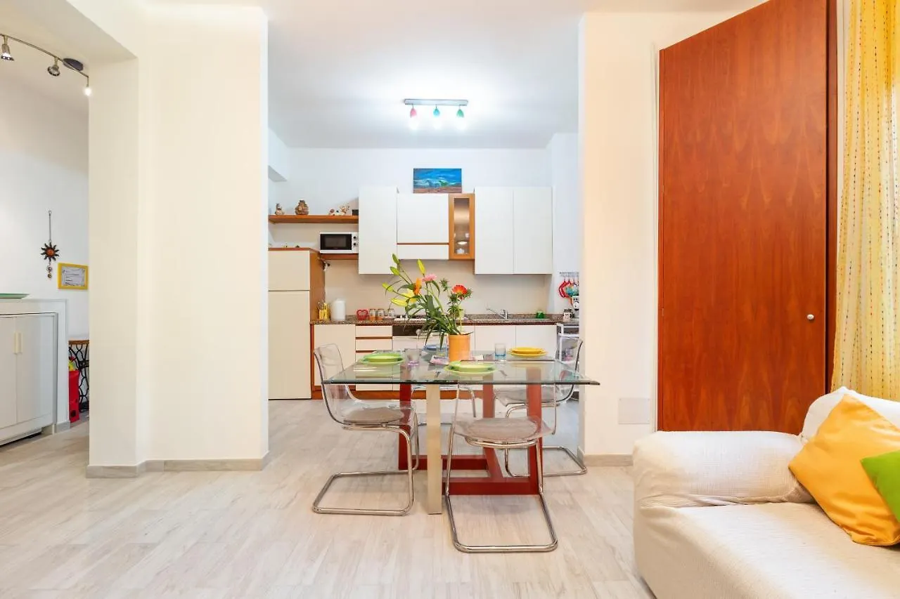 Gambara Bright Flat Apartment Milan